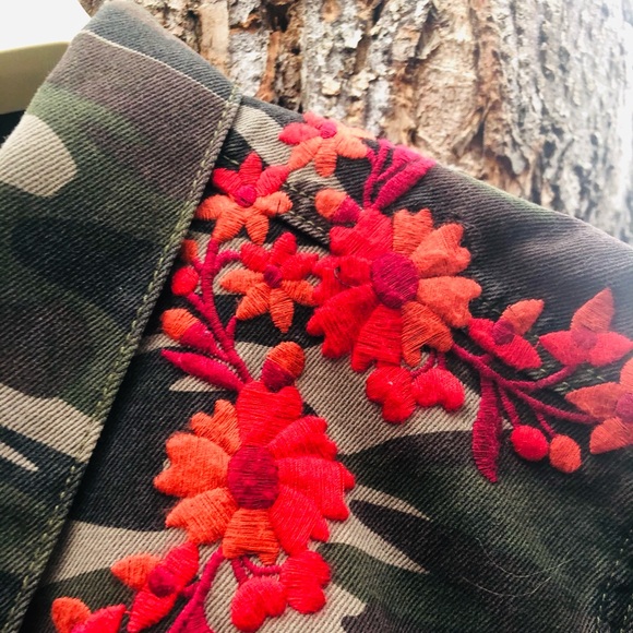 Denim jeans jacket . Size XL - Picture 3 of 6